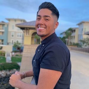 Meet your Posher, Armando